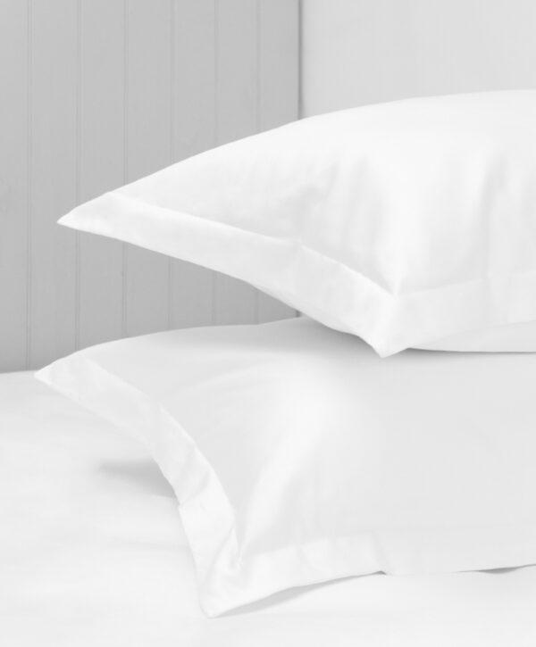 550th Egyptian Cotton Pillowcase Set White