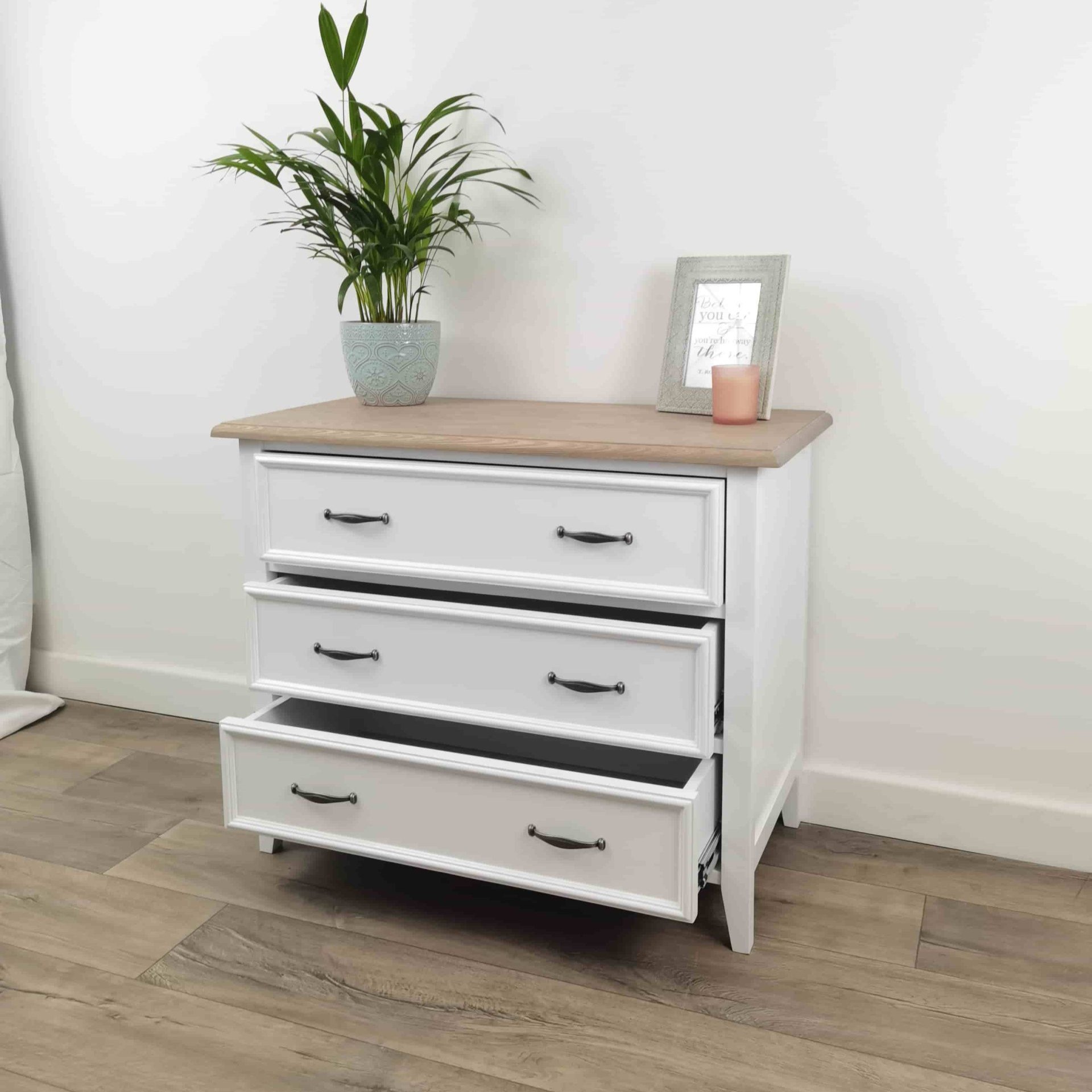 Bastille-Chest-3-Drawer-Solid-White-HavannaAsh-pic-5-min-scaled